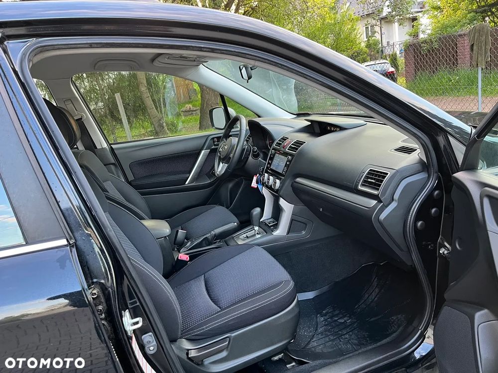 Subaru Forester 2.0X Lineartronic Active - 10