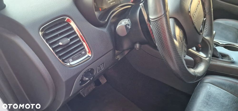 Dodge Durango - 34