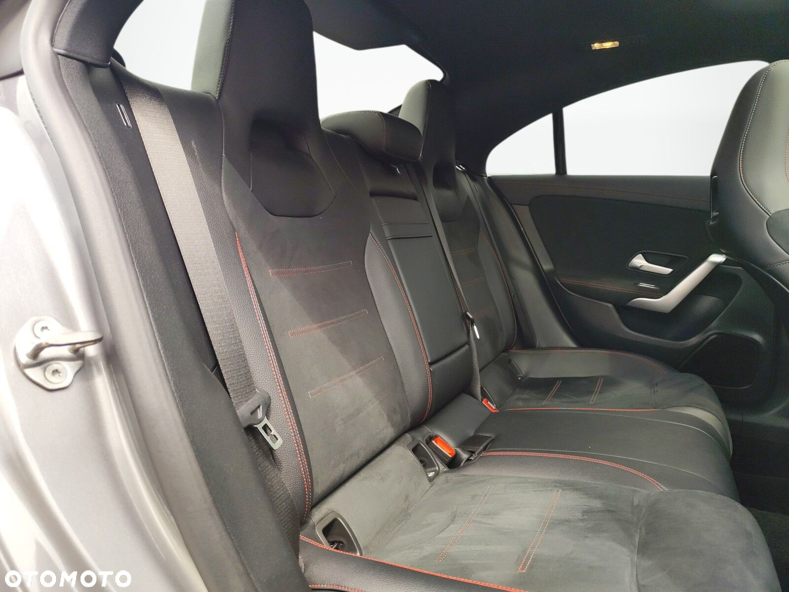 Mercedes-Benz CLA - 18