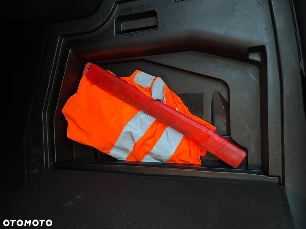 Lexus IS 250 F-Sport - 28