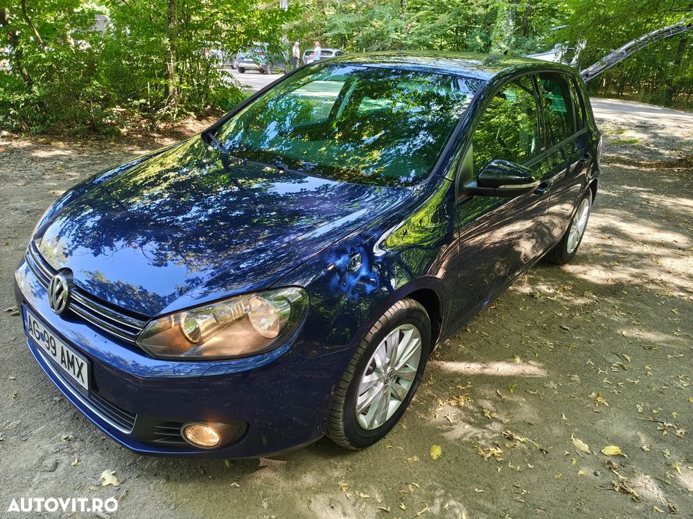 Volkswagen Golf - 1