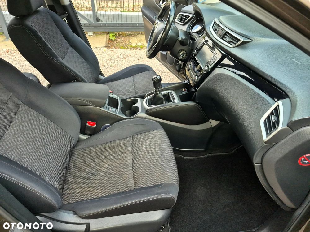 Nissan Qashqai 1.6 dCi DPF acenta - 19