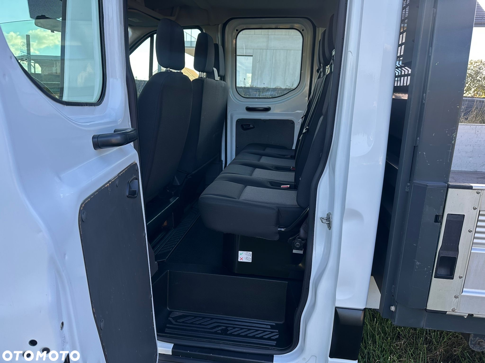 Ford Transit - 8
