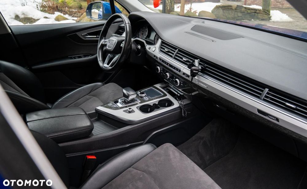 Audi Q7 - 24