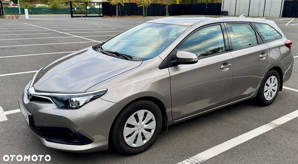 Toyota Auris 1.4 D-4D Active - 12