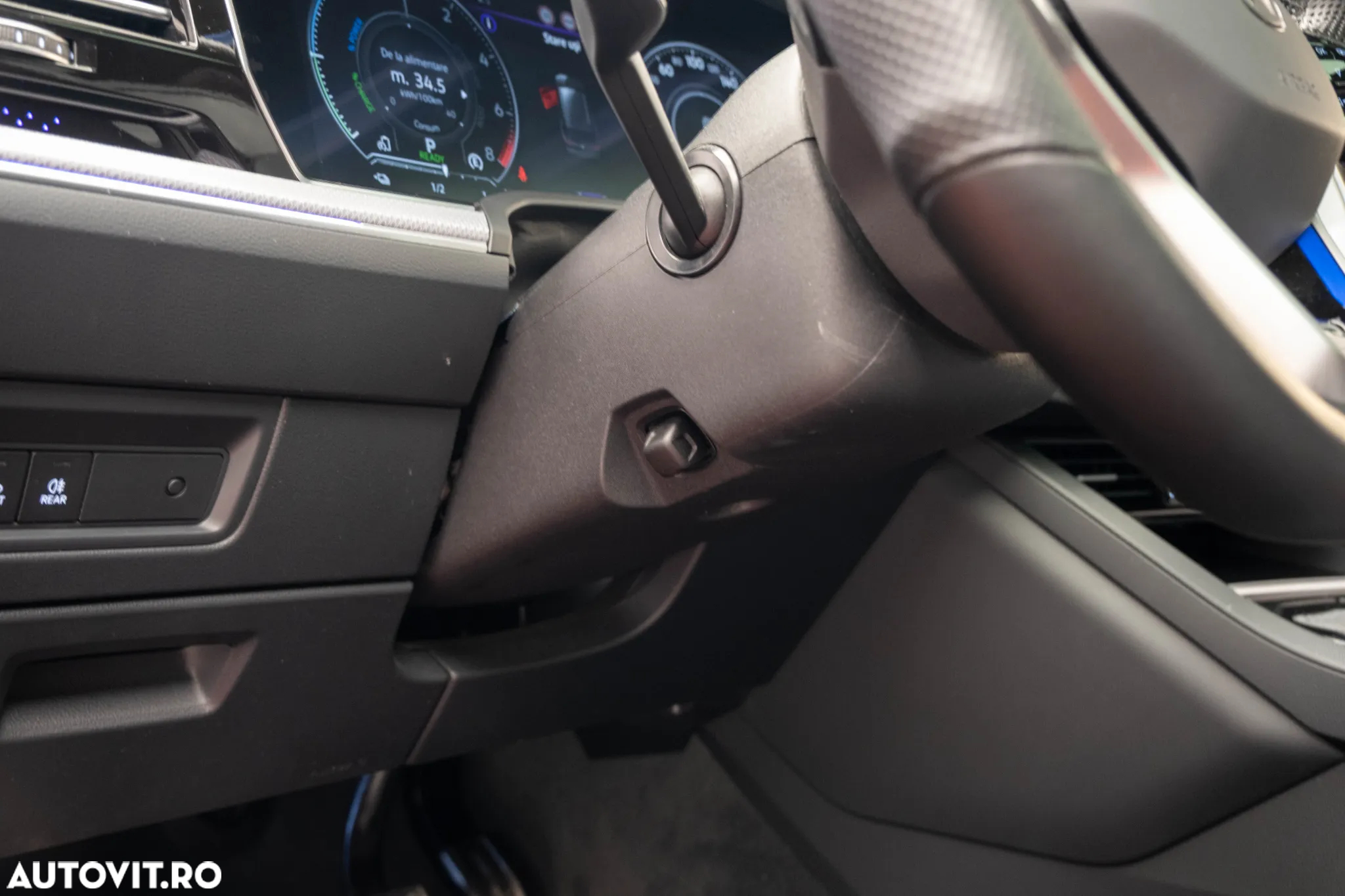 Volkswagen Touareg V6 TSI eHybrid PHEV R - 11
