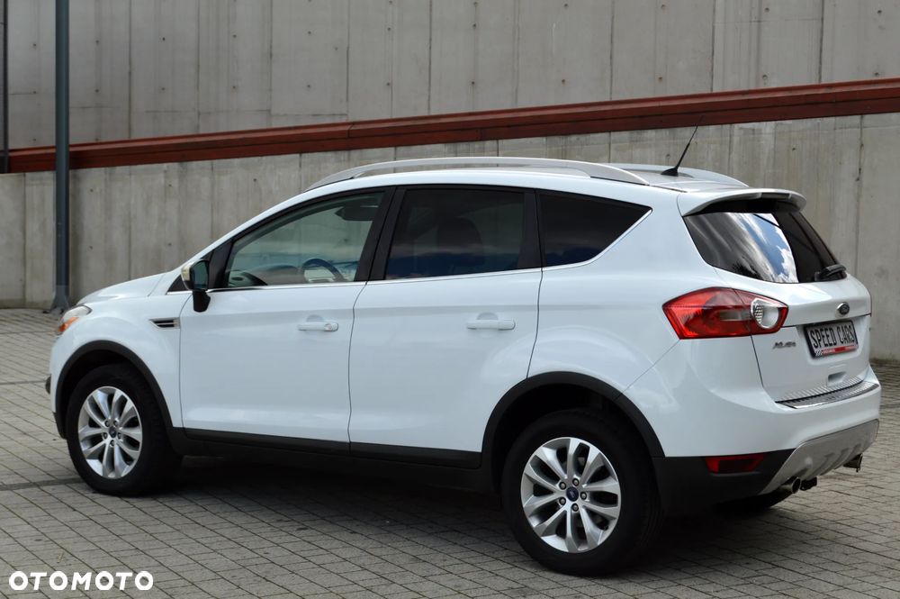 Ford Kuga 2.0 TDCi 4x4 Titanium - 6