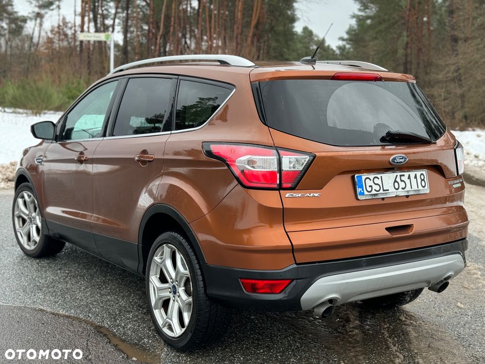 Ford Escape 2.0 EcoBoost AWD Titanium - 6