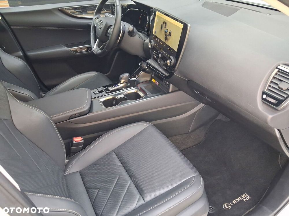 Lexus NX 350h Prestige AWD - 27