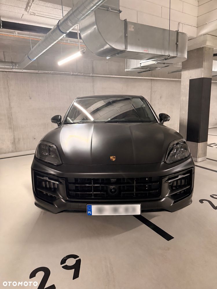 Porsche Cayenne GTS - 2