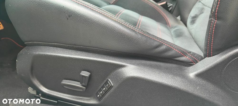 Ford Mondeo 2.0 EcoBoost ST-Line - 8