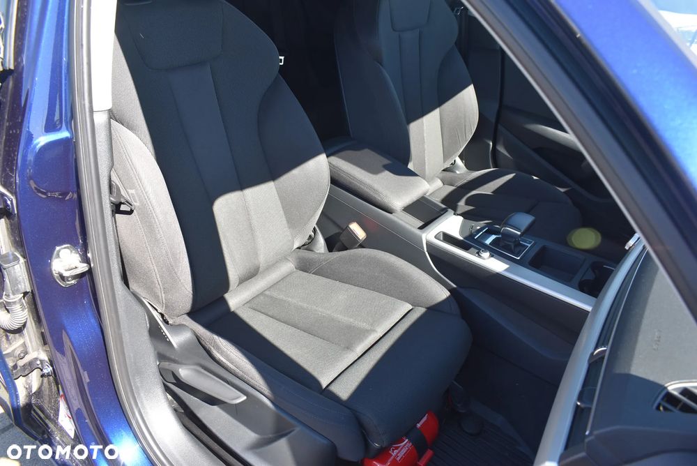Audi A4 Avant 35 TDI mHEV S tronic - 19