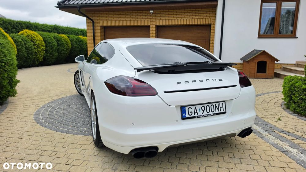 Porsche Panamera - 20