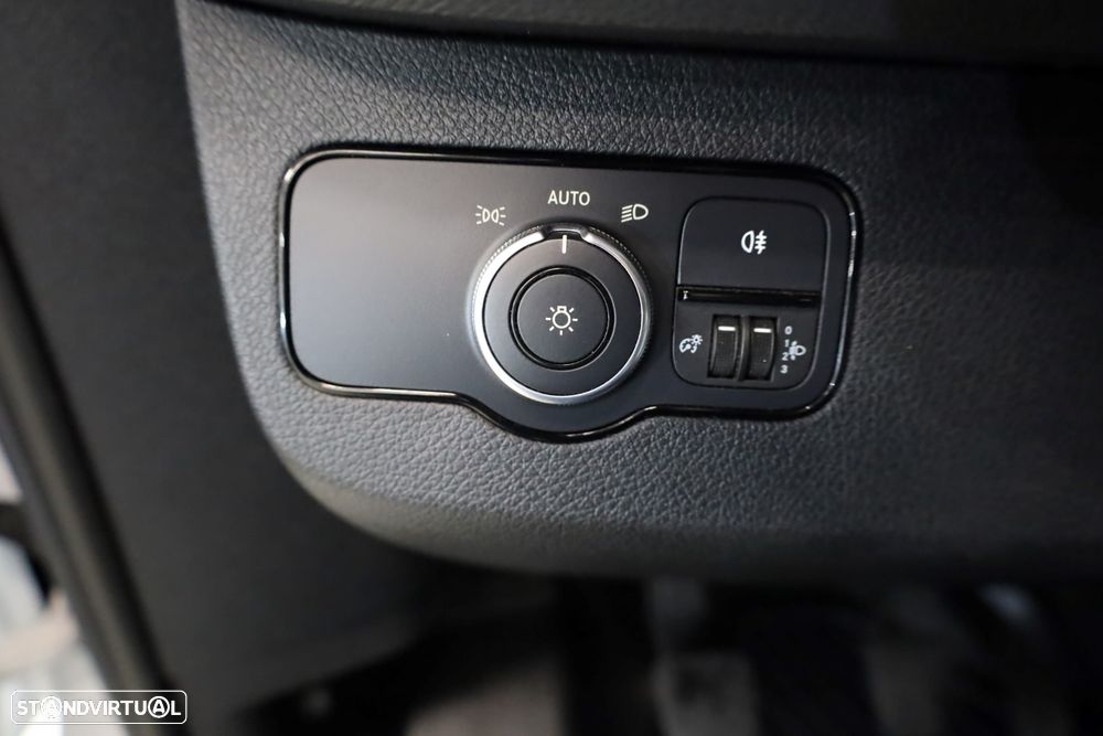 Mercedes-Benz Sprinter 315 CDI/43 Luxo (2+2+2+3) - 20