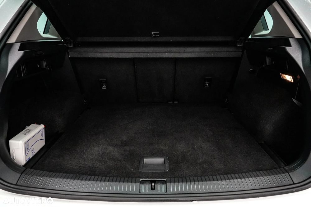 Volkswagen Tiguan 2.0 TDI DPF DSG Comfortline - 23