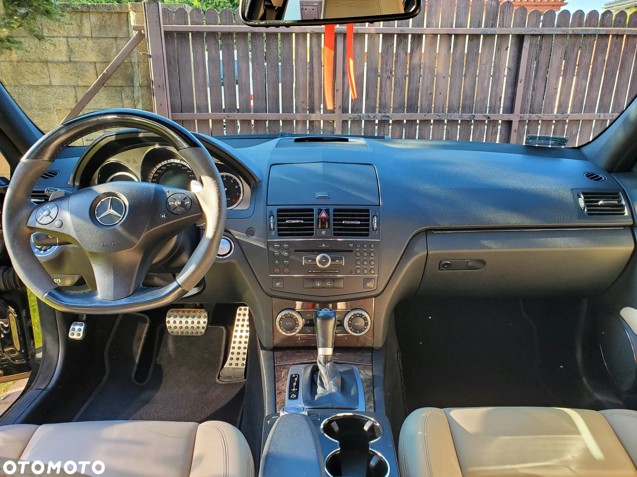 Mercedes-Benz Klasa C 63 AMG T 7G-TRONIC Performance Plus SPORT EDITION - 12