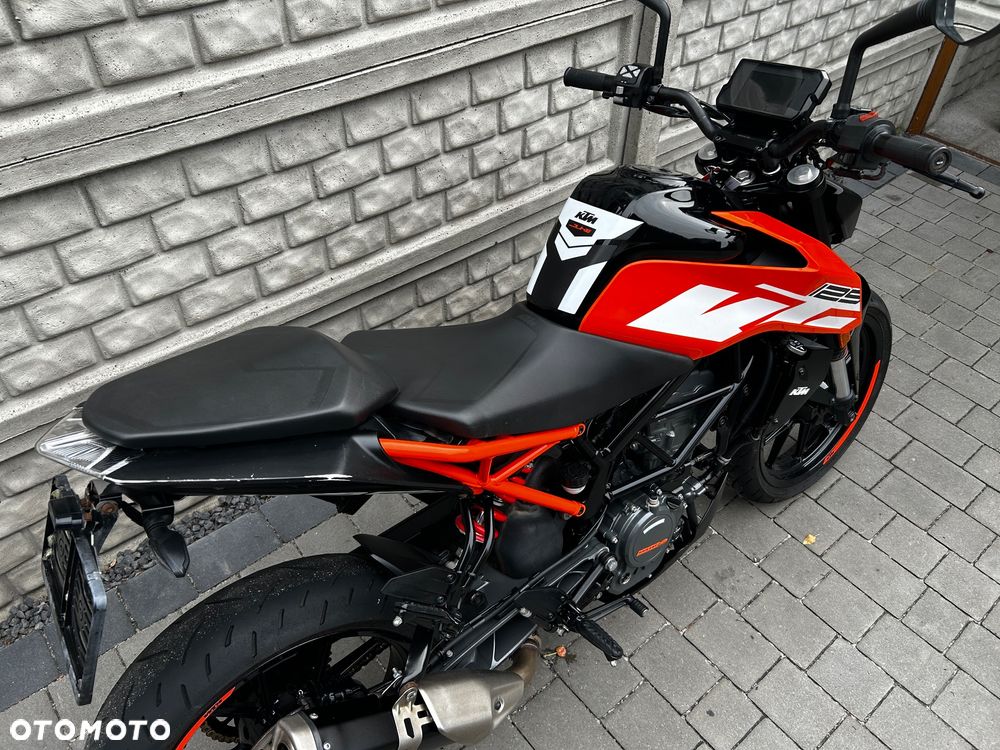 KTM Duke 125 - 12