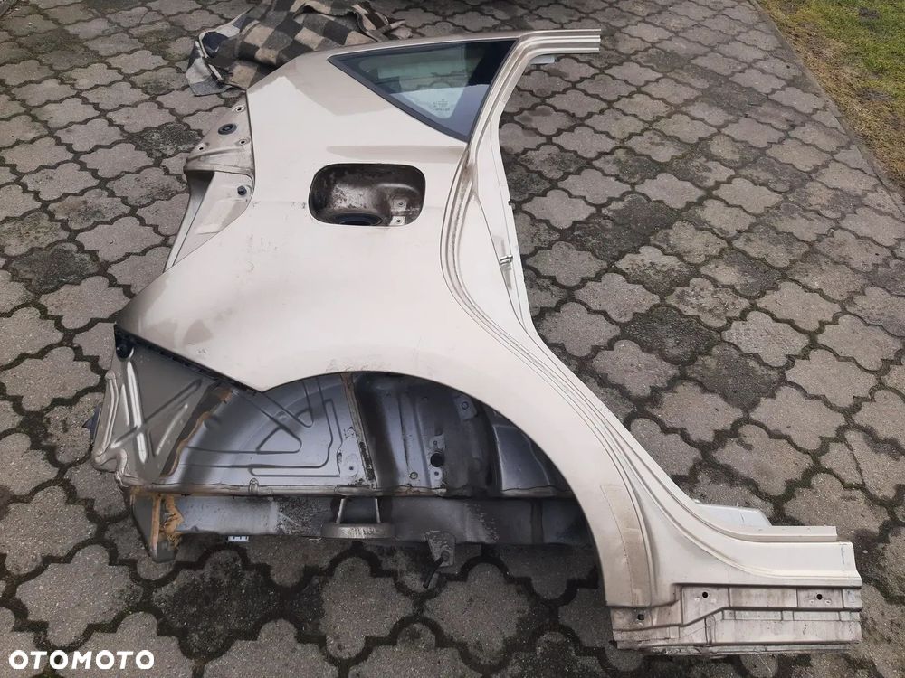 W169 ćwiartka błotnik tylny tył PRAWA 5 drzwi kolor: 791 A klasa Mercedes **