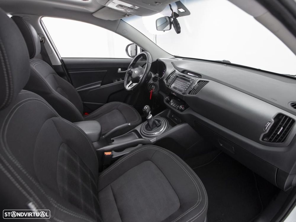 Kia Sportage - 13