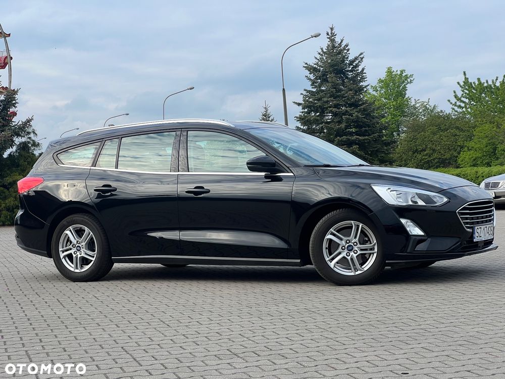 Ford Focus SW 1.0 EcoBoost Titanium - 3