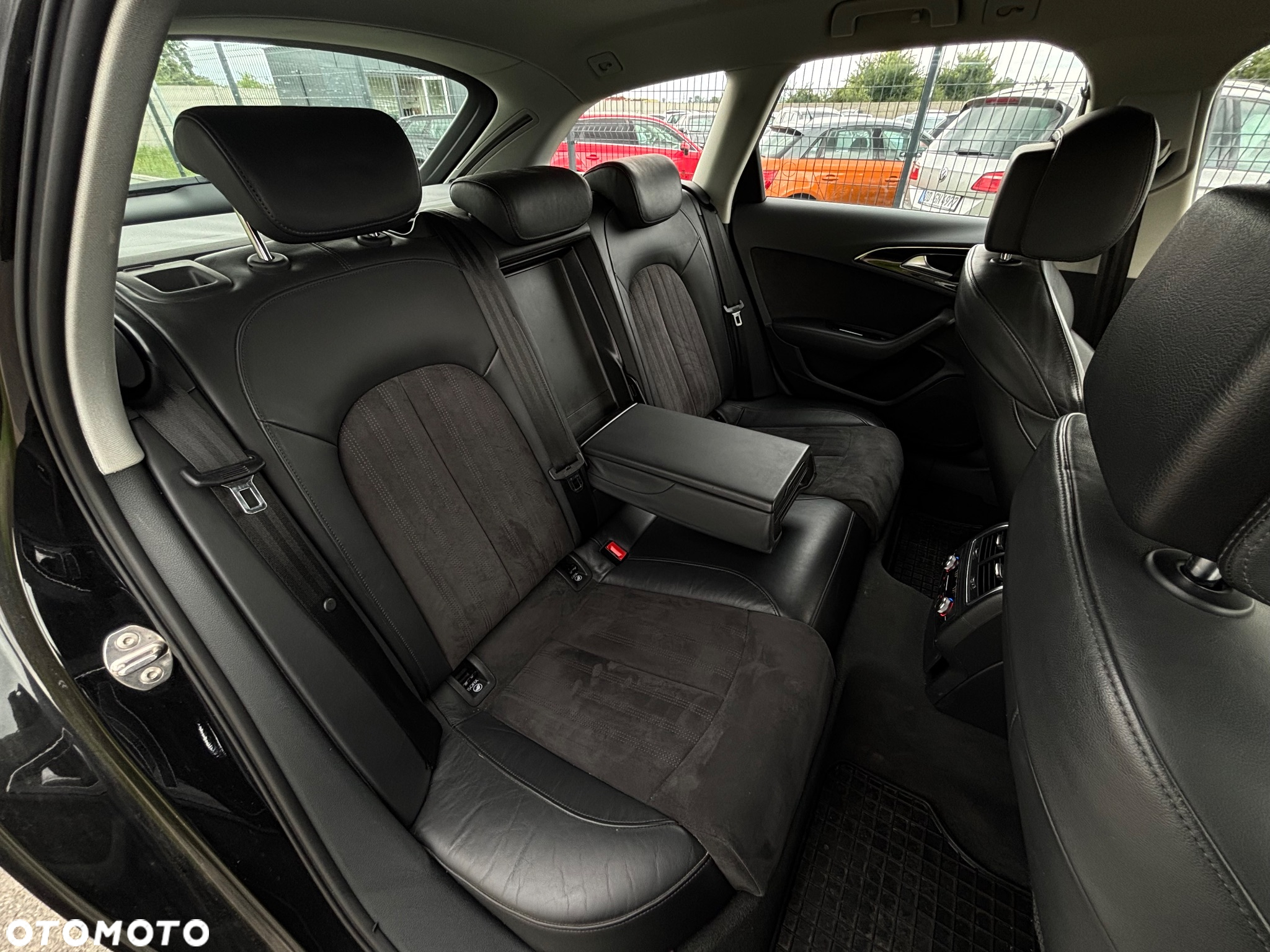 Audi A6 Avant 3.0 TDI quattro S tronic - 25