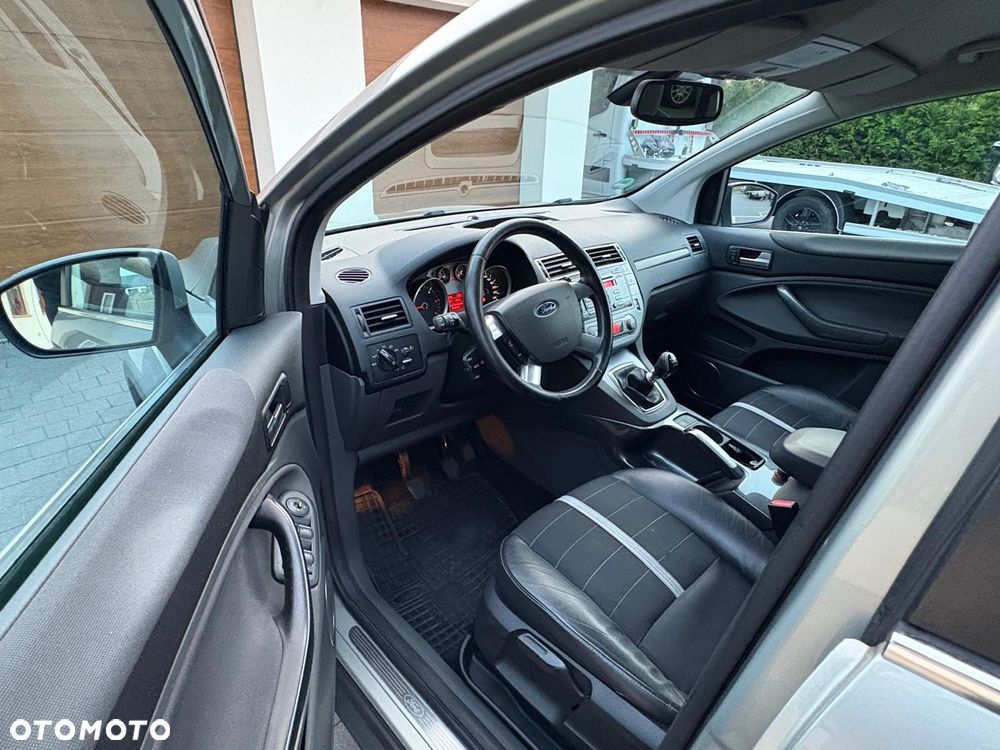 Ford Kuga 2.0 TDCi 4x4 Titanium - 7