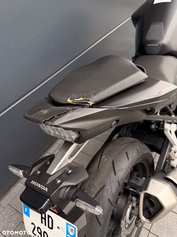 Honda Hornet - 8