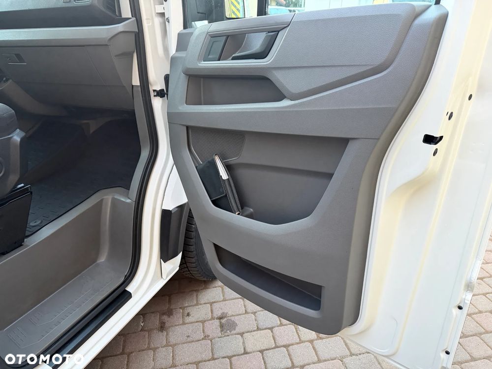 Volkswagen Crafter Doka Brygadówka - 22