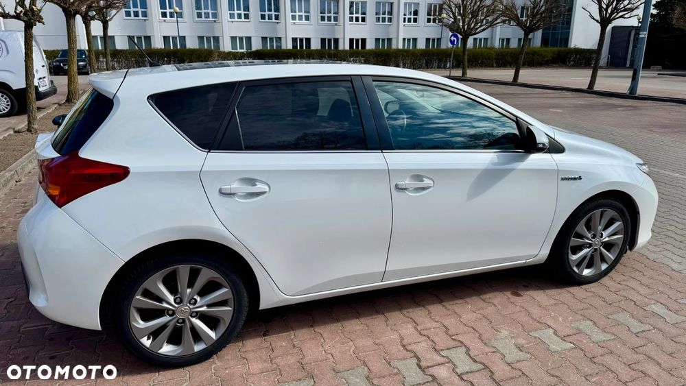Toyota Auris - 11