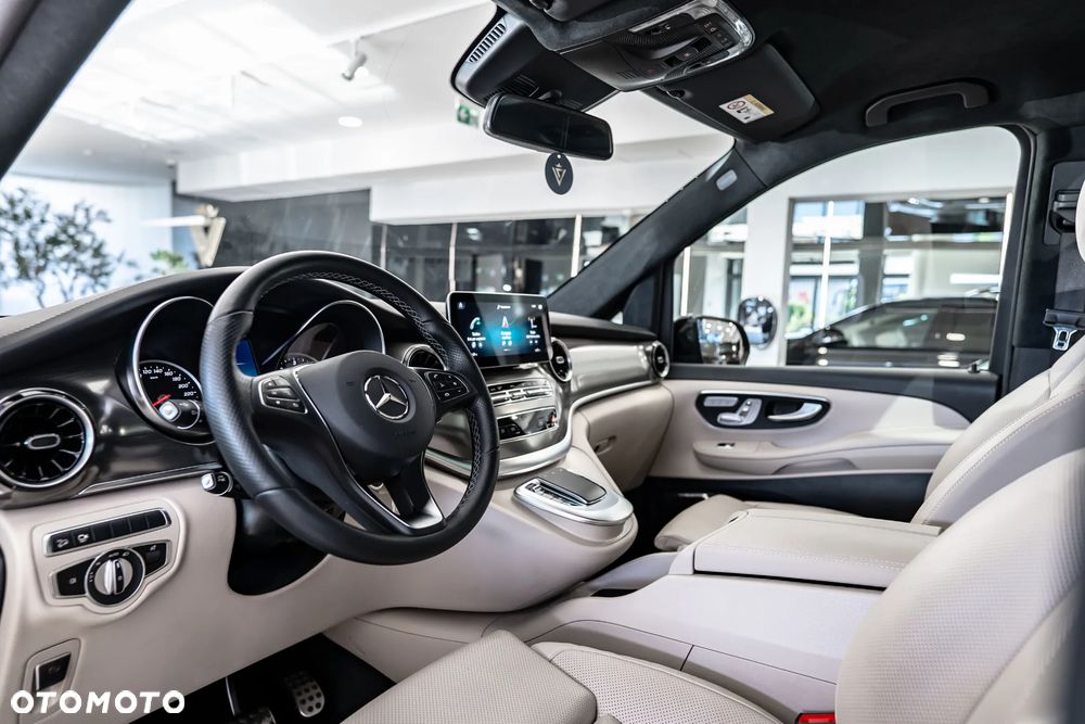 Mercedes-Benz Klasa V 300 d 4-Matic 9G-Tronic (ekstra d³) - 23