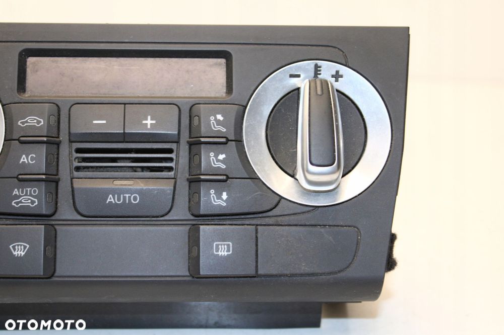 audi a3 8p lift 08r- panel klimatyzacji nawiewu 8p0820043bm - 4