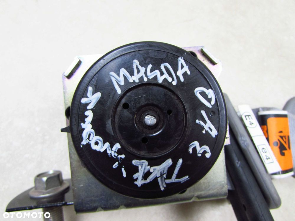 MAZDA 3 BK 04-09 PAS BEZPIECZENSTWA TYL SRODEK 602499800 - 7