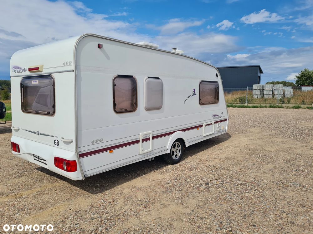 SWIFT Lifestyle 490 - 7