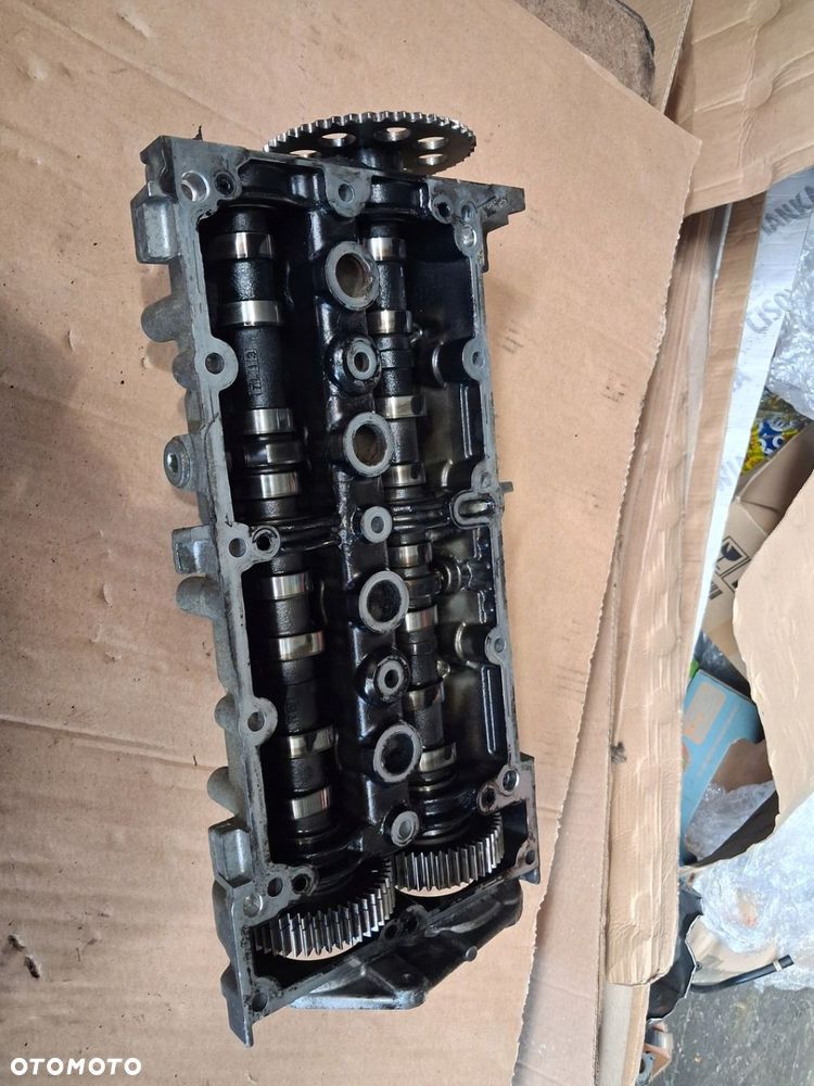 Pokrywa zaworów wałki Fiat Opel Alfa Lancia 1.3 Euro 5 55219639 - 5