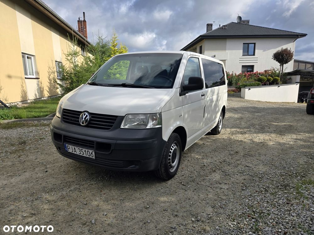 Volkswagen Caravelle L1 Comfortline - 2