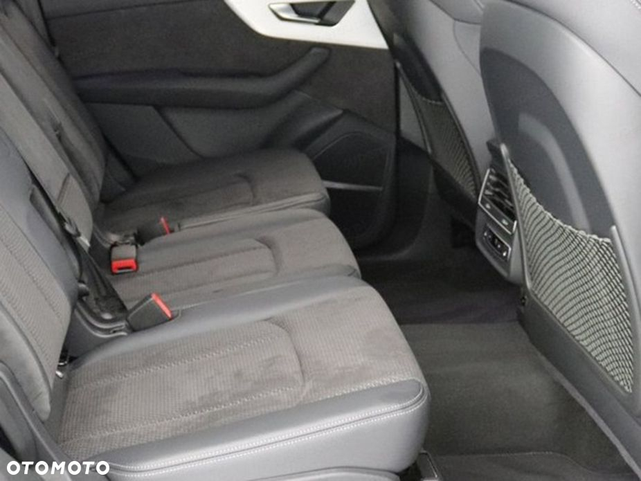 Audi Q7 - 8