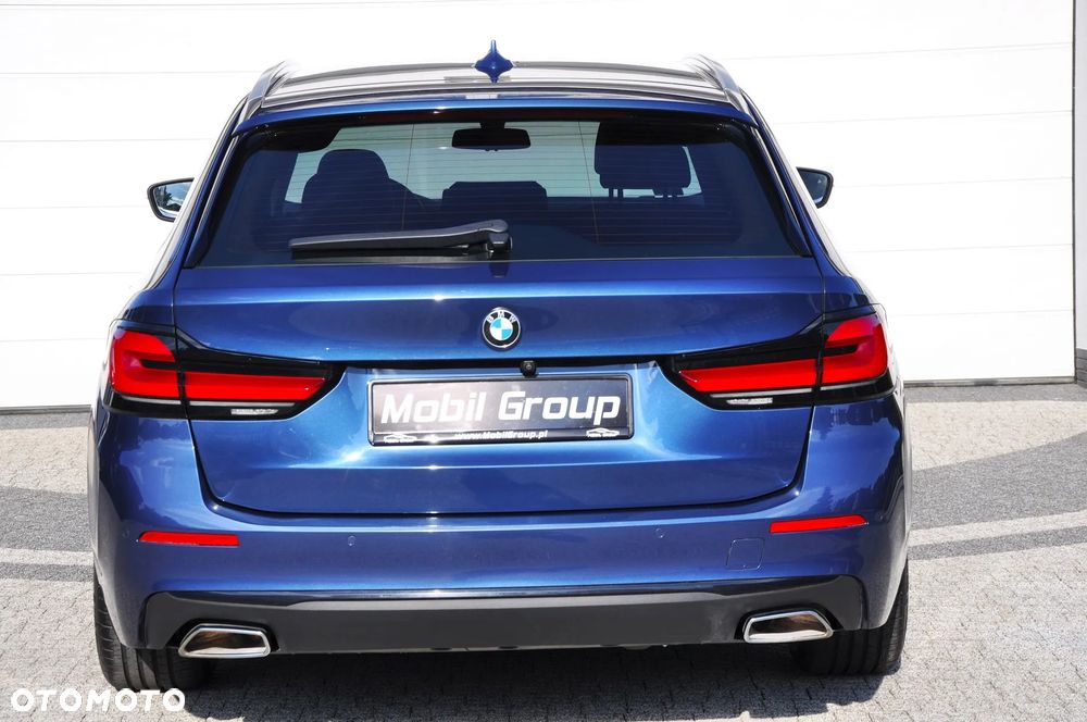 BMW Seria 5 520d mHEV - 8