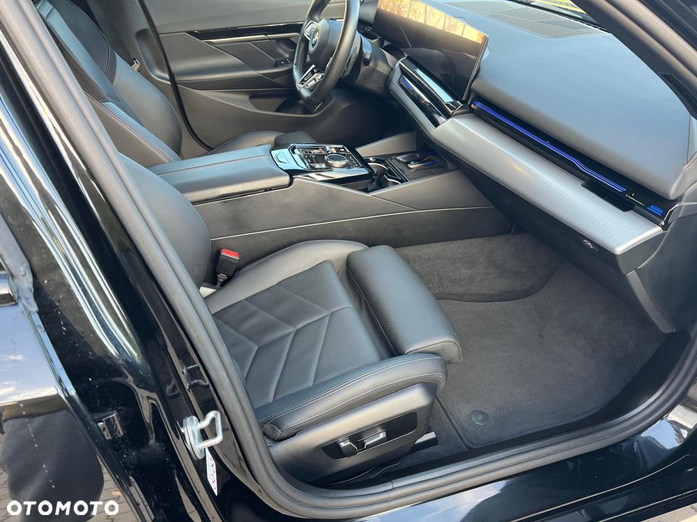 BMW Seria 5 - 15