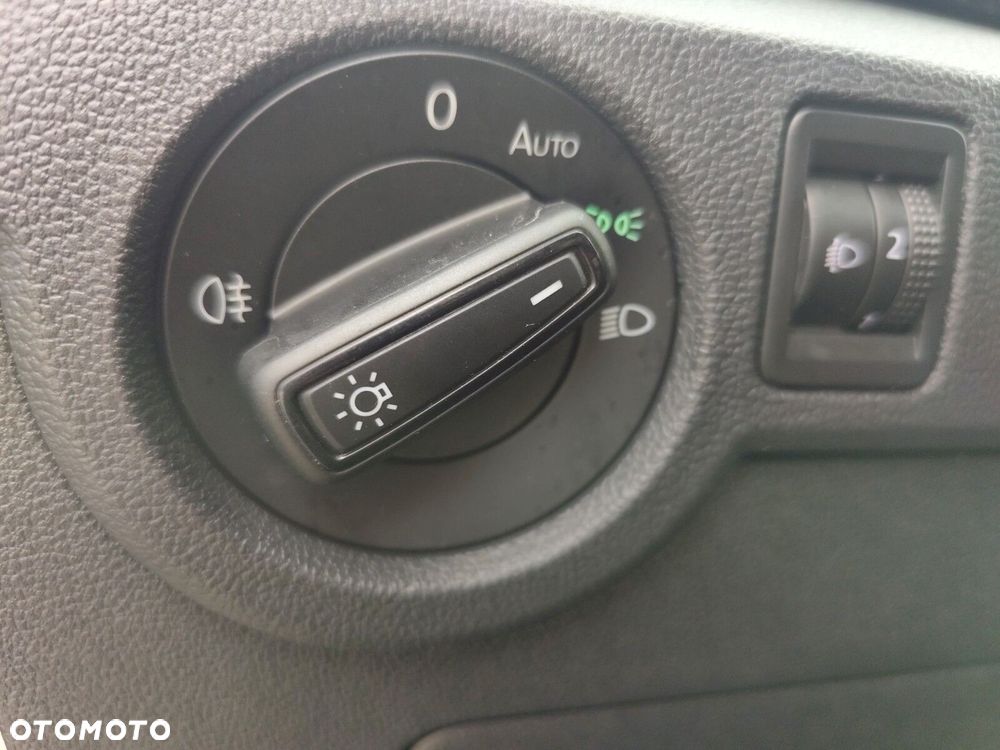 Volkswagen T-Cross - 21