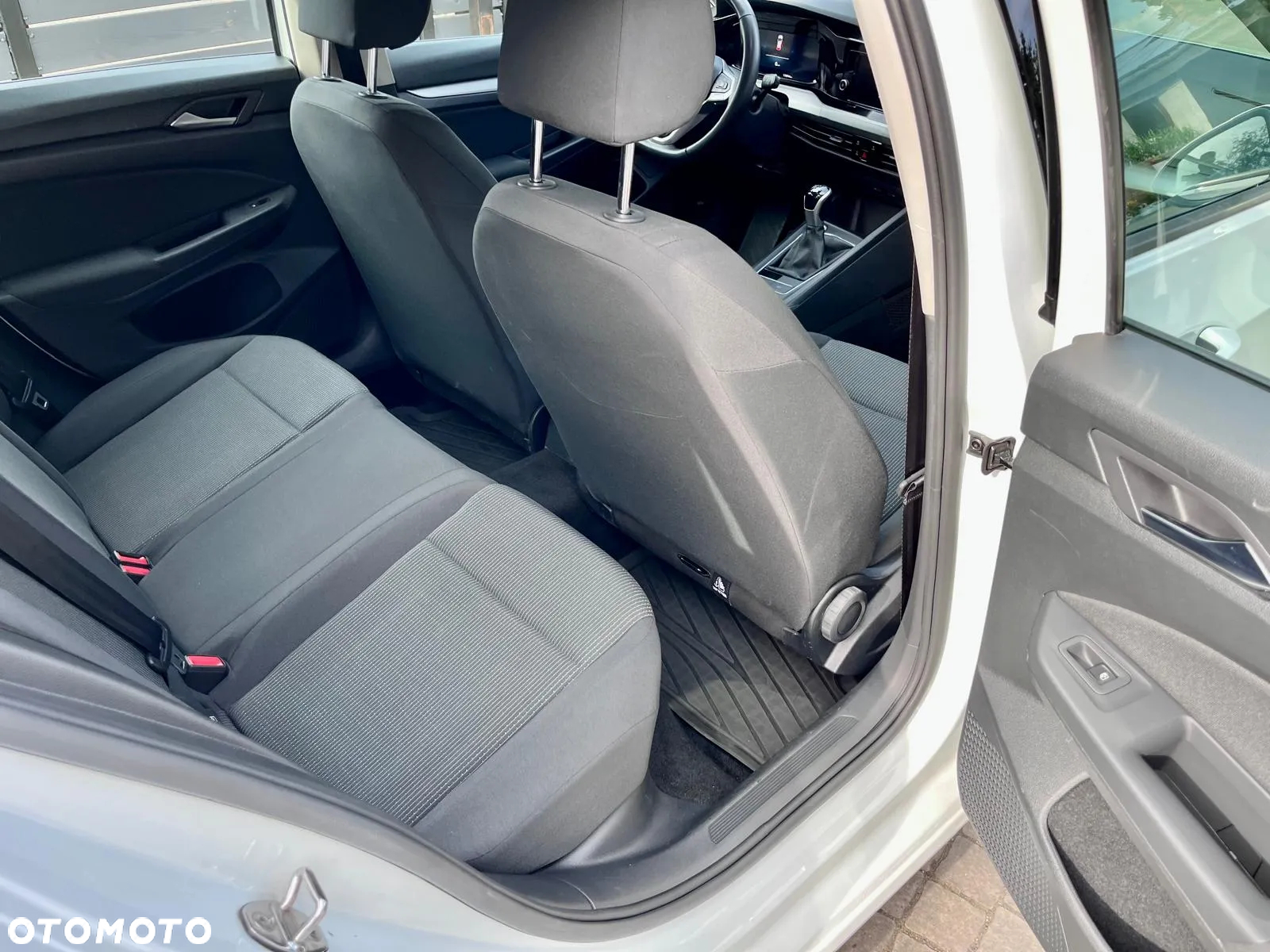 Volkswagen Golf VIII 2.0 TDI - 12