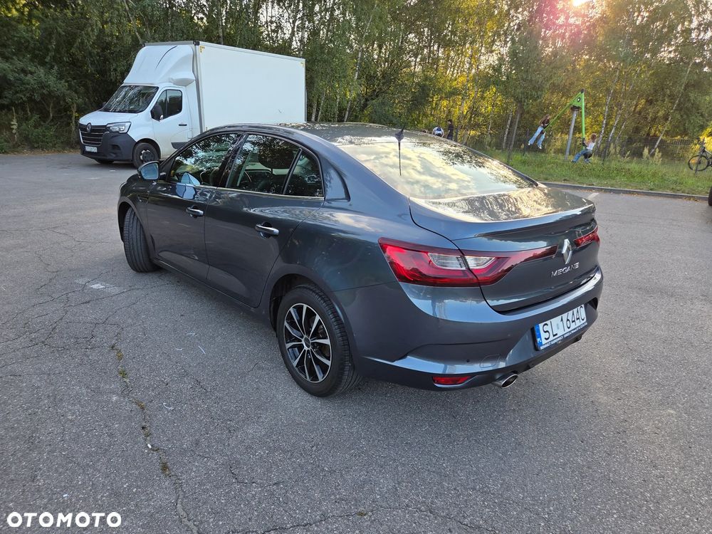 Renault Megane 1.6 SCe Life - 11