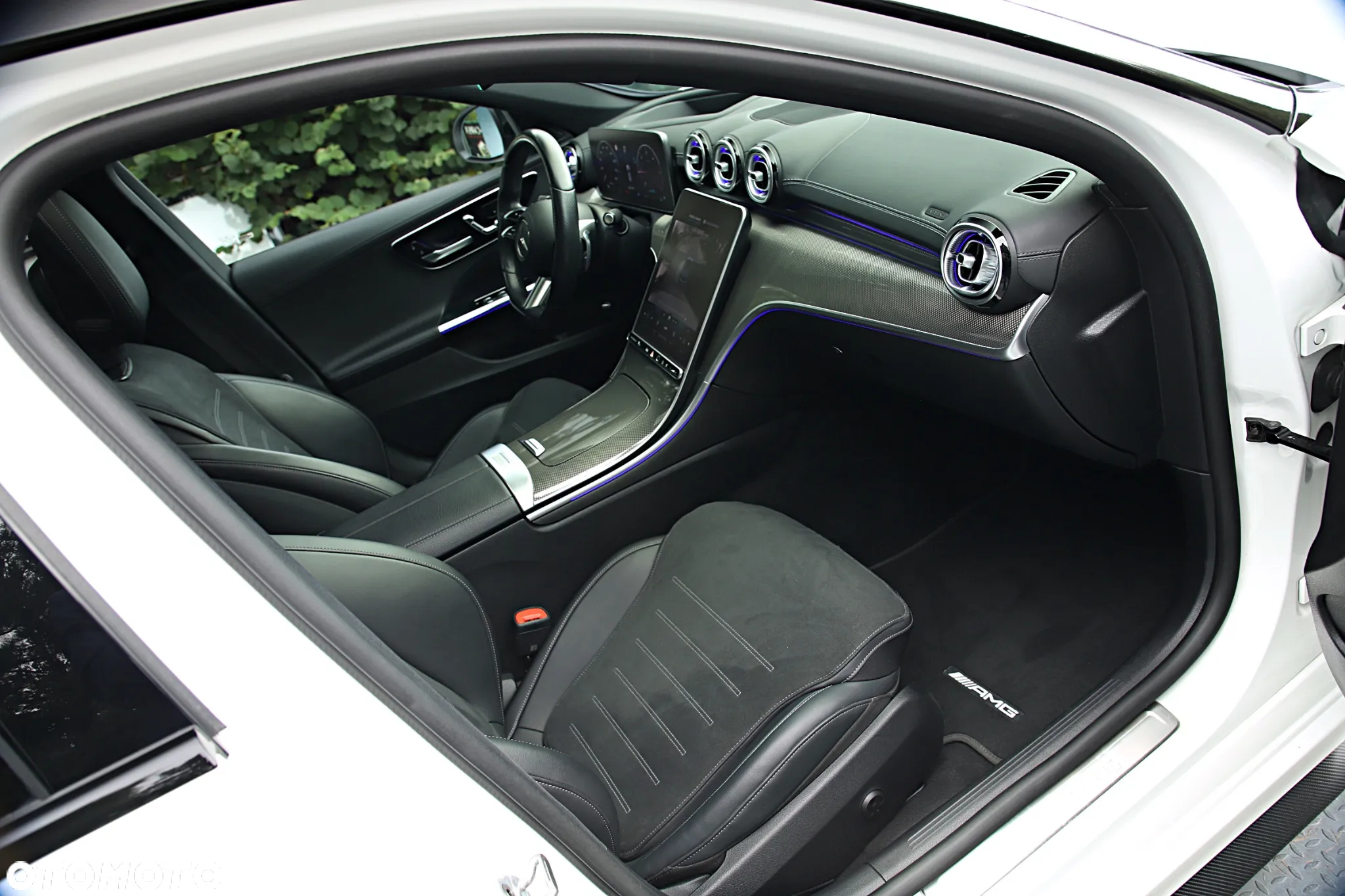 Mercedes-Benz Klasa C - 32