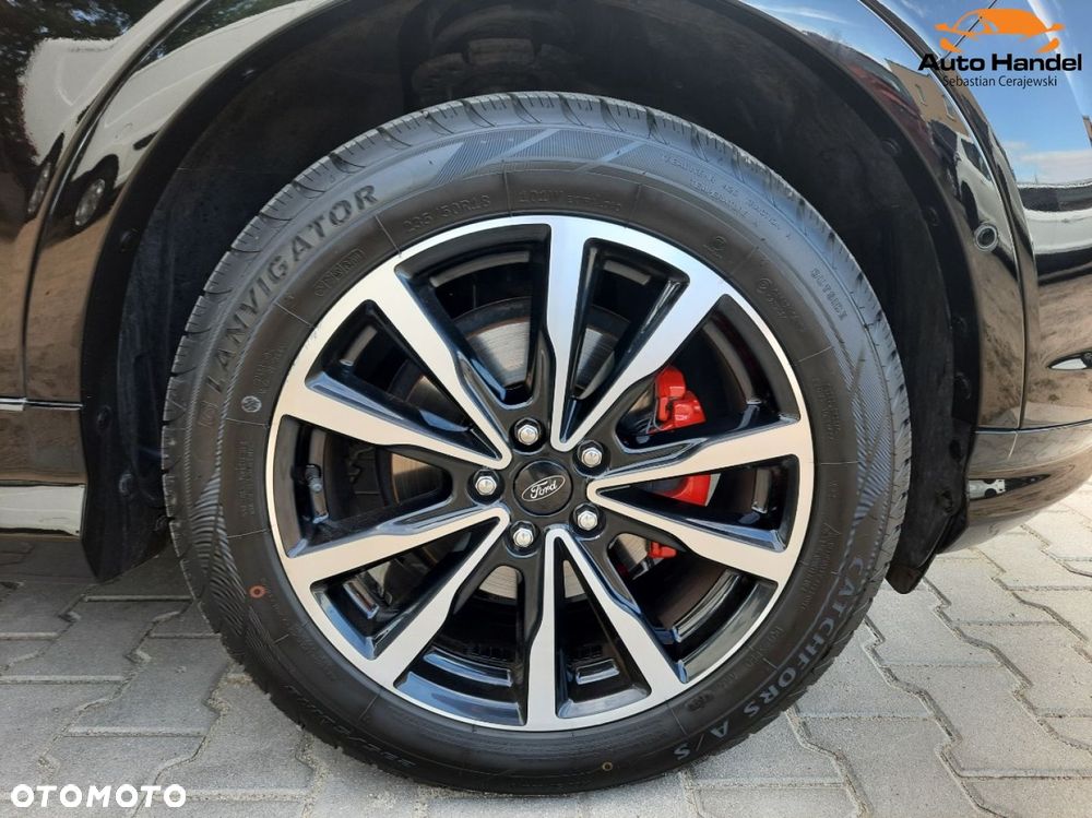 Ford Kuga 1.5 EcoBoost 2x4 ST-Line - 23