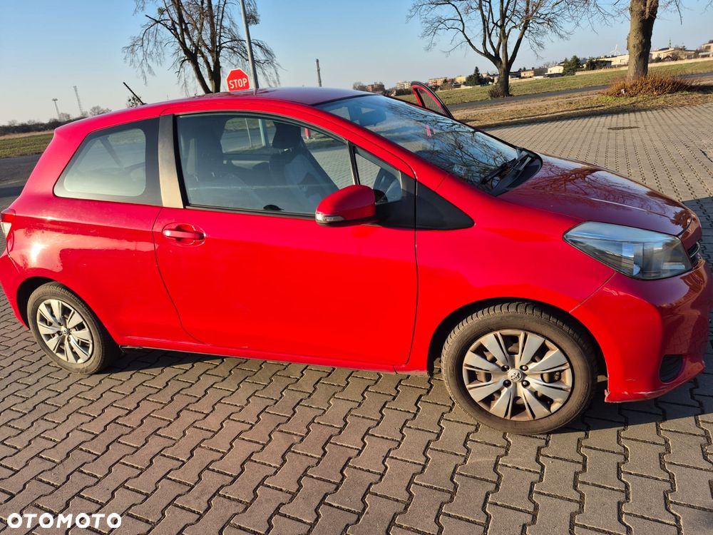 Toyota Yaris - 4