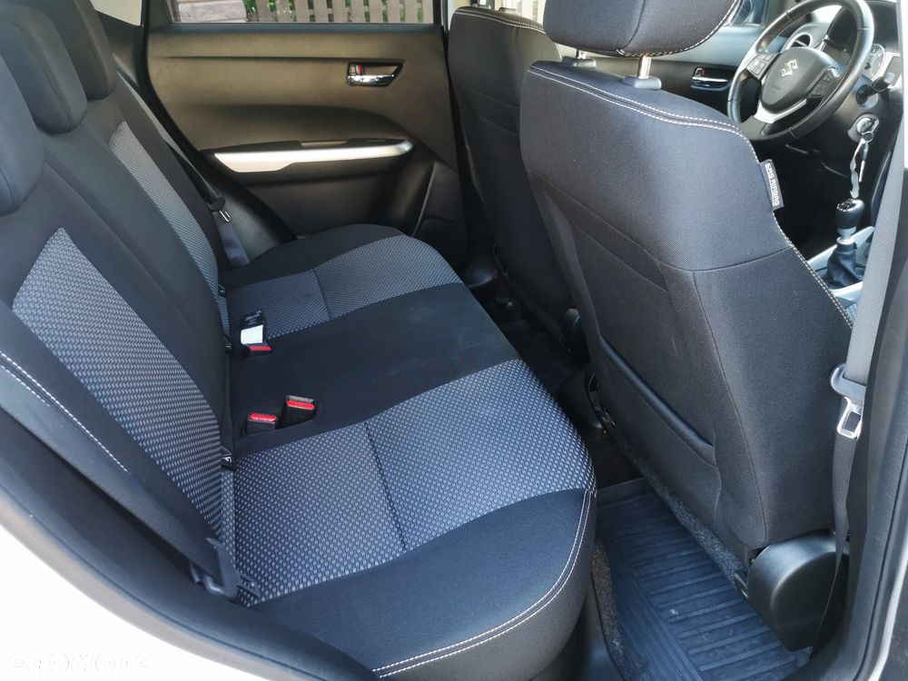 Suzuki Vitara 1.6 DDiS (4x4) Allgrip Comfort - 12