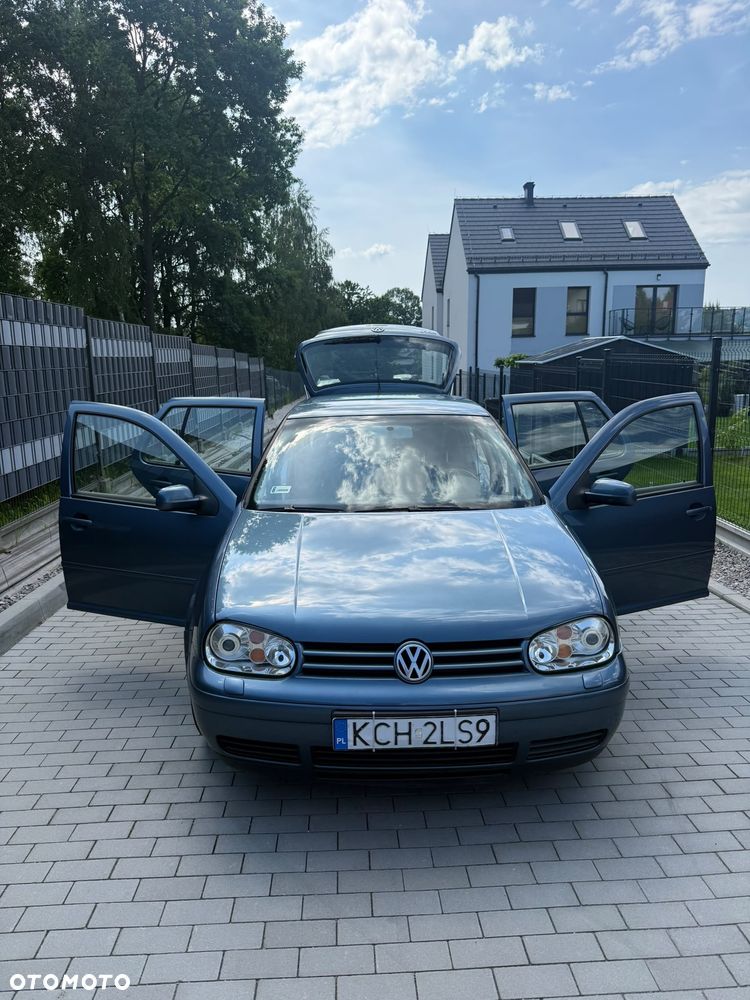 Volkswagen Golf - 5