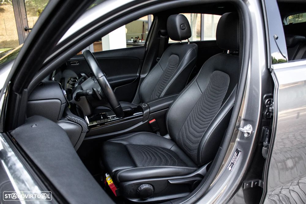Mercedes-Benz A 180 d 8G-DCT Progressive - 26