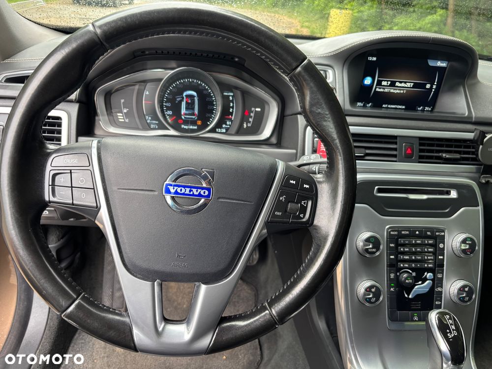 Volvo XC 70 - 11