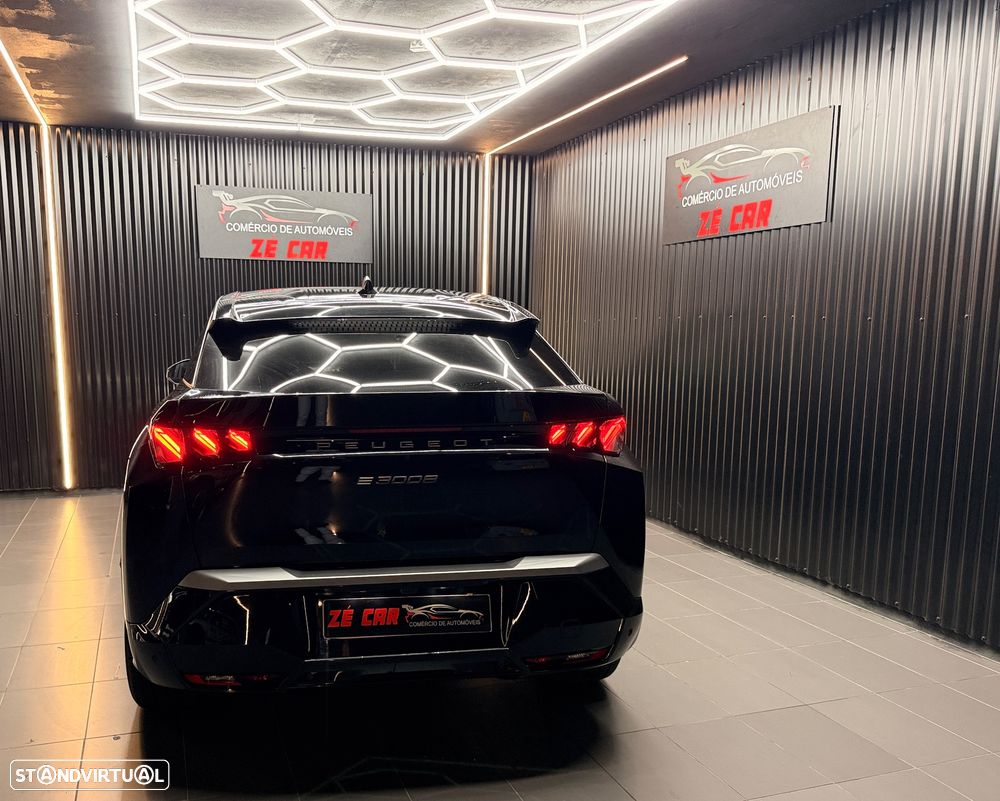 Peugeot E-3008 210 GT EXCLUSIVE - 7