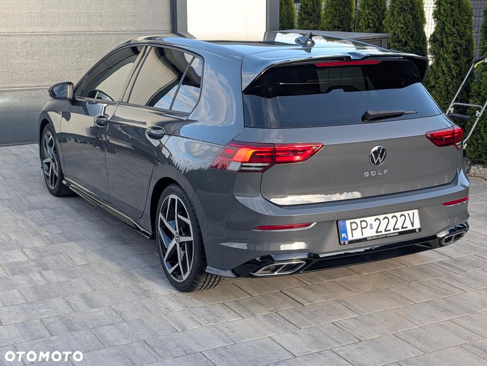 Volkswagen Golf - 11